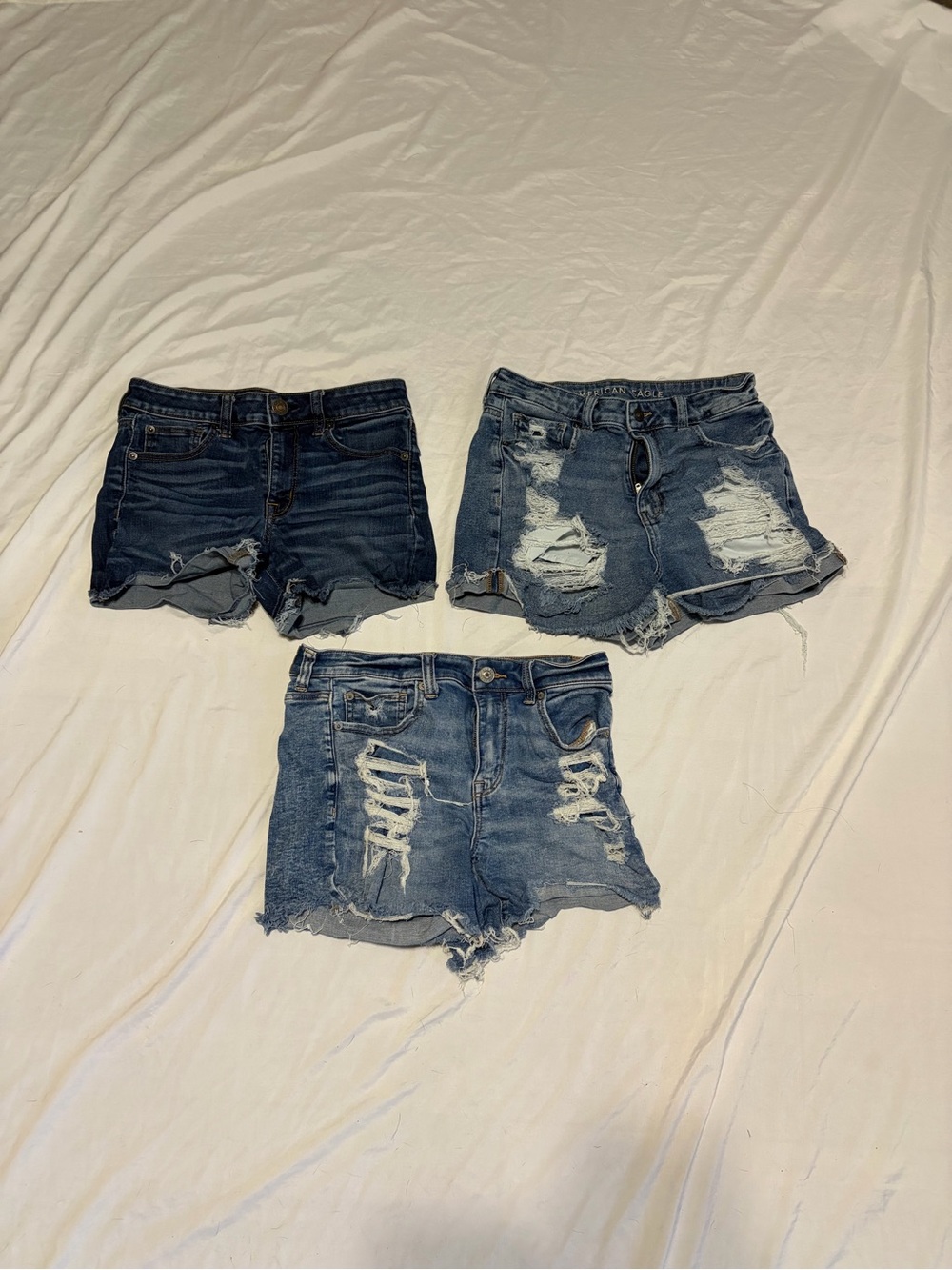 Women’s American Eagle denim shorts